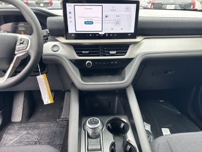 2026 Ford Explorer — photo 28 view