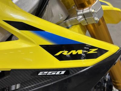 2026 Suzuki RM-Z250 — photo 13 view