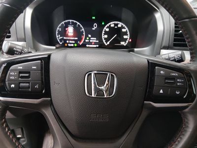 2025 Honda Odyssey — photo 12 view