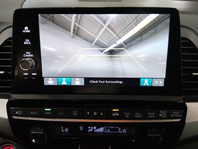 2025 Honda Odyssey — photo 16 view