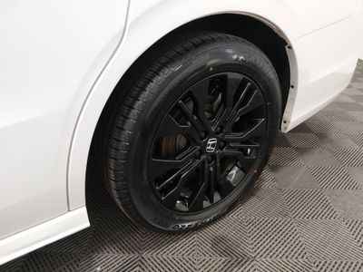 2025 Honda Odyssey — photo 10 view