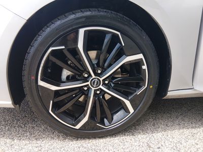 2024 Nissan Altima — photo 10 view