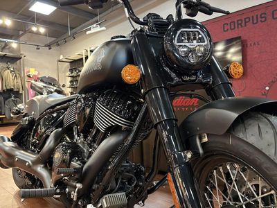 2025 Indian Motorcycle Chief Bobber Dark Horse Black Smoke - Photo 9