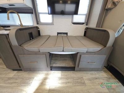 2024 Thor Motor Coach Chateau — photo 48 view