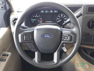2024 Thor Motor Coach Chateau — photo 18 view