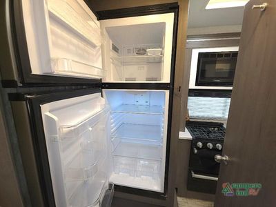 2024 Thor Motor Coach Chateau — photo 44 view
