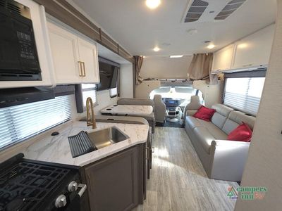 2024 Thor Motor Coach Chateau — photo 22 view