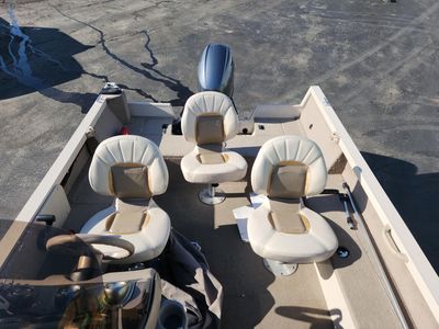 2001 Crestliner 1650 SC - Photo 8