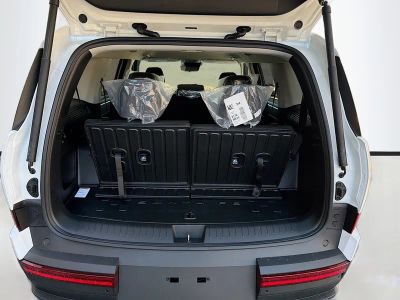 2026 Hyundai SANTA FE — photo 12 view