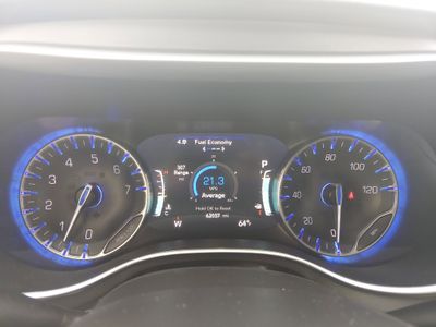 2023 Chrysler Pacifica — photo 14 view