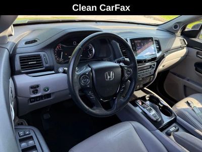 2016 Honda Pilot — rear three-quarter view