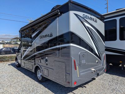 2023 Thor Motor Coach Gemini RUV — rear three-quarter view