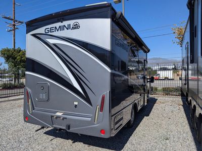 2023 Thor Motor Coach Gemini RUV — photo 19 view