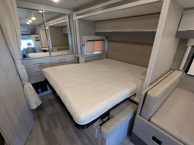 2023 Thor Motor Coach Gemini RUV — photo 7 view