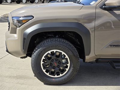2026 Toyota Tacoma - Photo 6