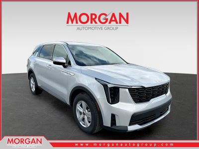 2026 Kia Sorento LX in Ivory Silver — front three-quarter view