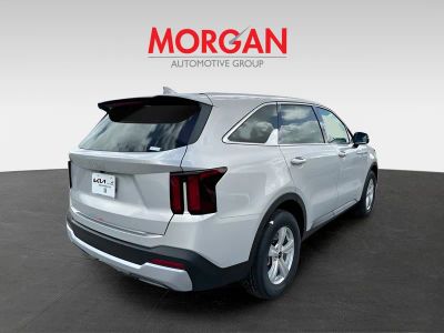 2026 Kia Sorento — photo 8 view