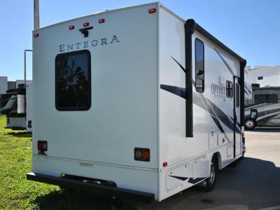 2025 Entegra ODYSSEY SE - Photo 32