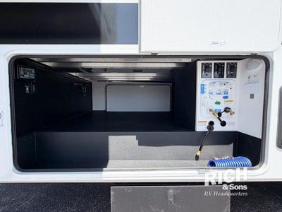 2026 Brinkley Model Z - Photo 6