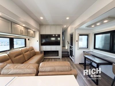 2026 Brinkley Model Z - Photo 16