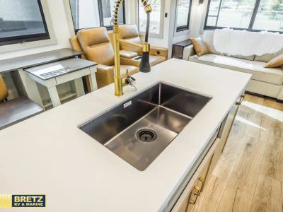 2026 Brinkley Model Z - Photo 12