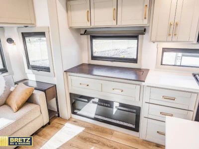 2026 Brinkley Model Z - Photo 16