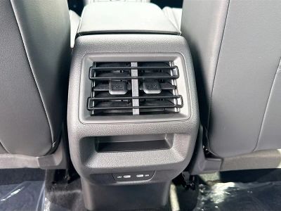 2026 Volkswagen Tiguan — photo 20 view