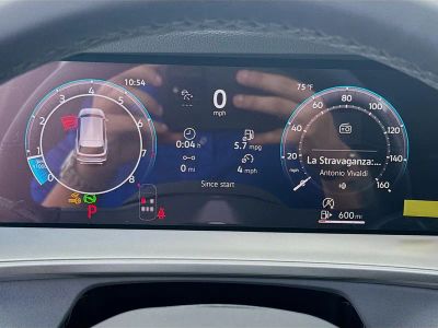 2026 Volkswagen Tiguan — photo 11 view