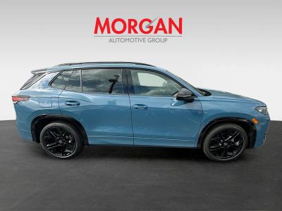 2026 Volkswagen Tiguan — photo 8 view