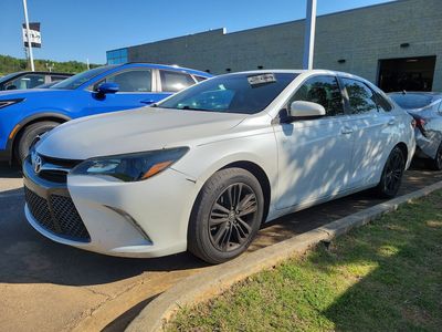 2017 Toyota Camry - Photo 3