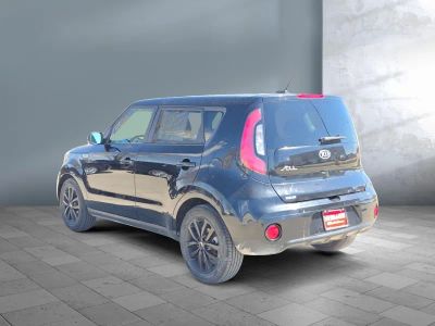 2019 Kia Soul — interior view