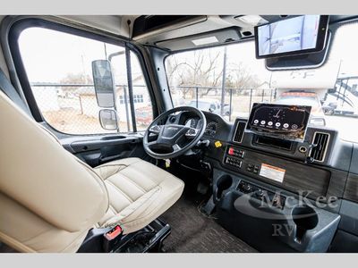 2026 Dynamax DynaQuest XL - Photo 9