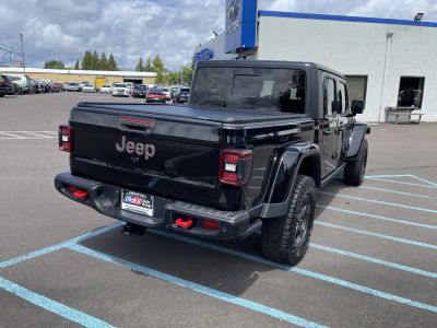 2020 Jeep Gladiator — detail view