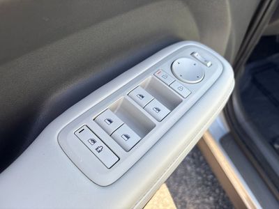 2025 Hyundai Santa Fe — photo 16 view