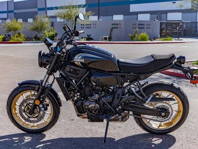 2025 Yamaha XSR700 - Photo 6