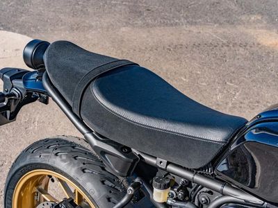 2025 Yamaha XSR700 - Photo 10