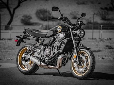 2025 Yamaha XSR700 - Photo 1