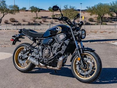 2025 Yamaha XSR700 - Photo 2