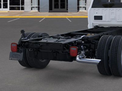 2025 Ford Chassis Cab - Photo 21