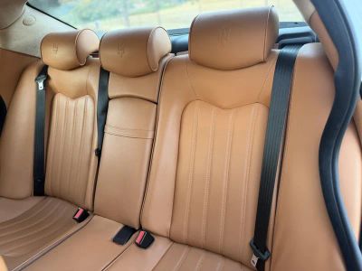 2005 Maserati Quattroporte — photo 18 view