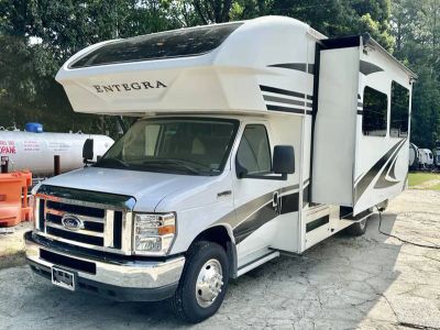 2019 Entegra Odyssey 26D — side profile view