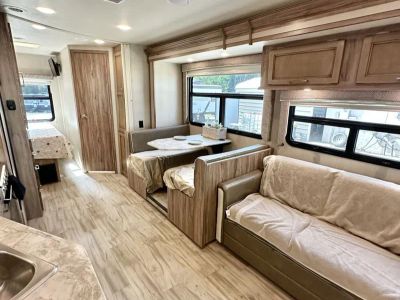 2019 Entegra Odyssey 26D — photo 9 view