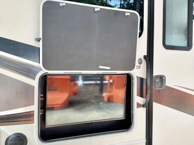 2019 Entegra Odyssey 26D — photo 22 view