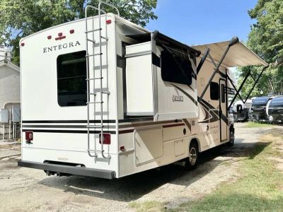 2019 Entegra Odyssey 26D — photo 21 view