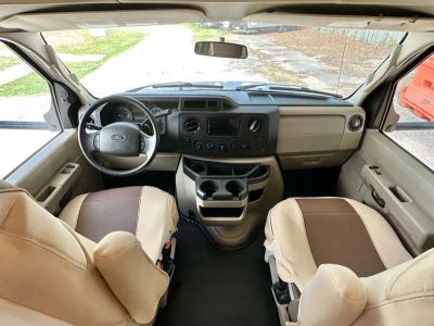 2019 Entegra Odyssey 26D — photo 8 view