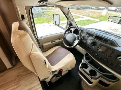 2019 Entegra Odyssey 26D — photo 11 view