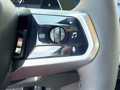 2027 BMW 5 Series — photo 39 view