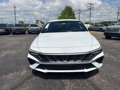 2026 Hyundai Elantra - Photo 23