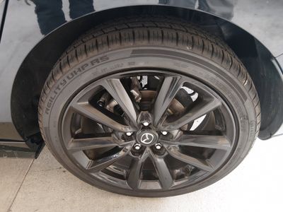 2025 Mazda Mazda3 Hatchback - Photo 10