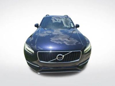 2017 Volvo XC90 T6 Momentum in Magic Blue Metallic — front three-quarter view